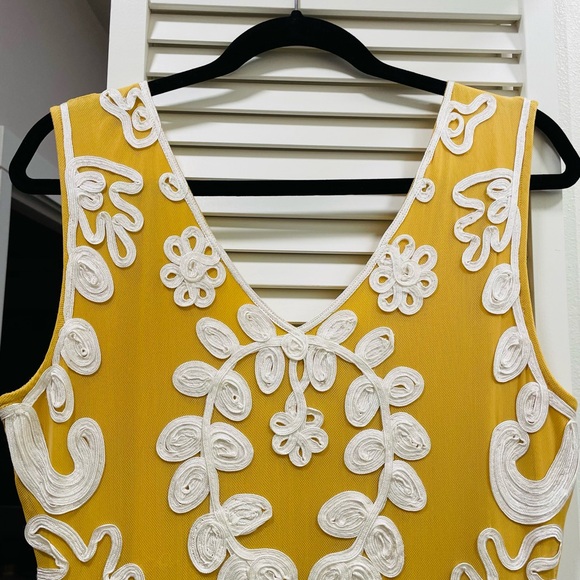 Sundance Cameo Dress in Golden L - Picture 4 of 9